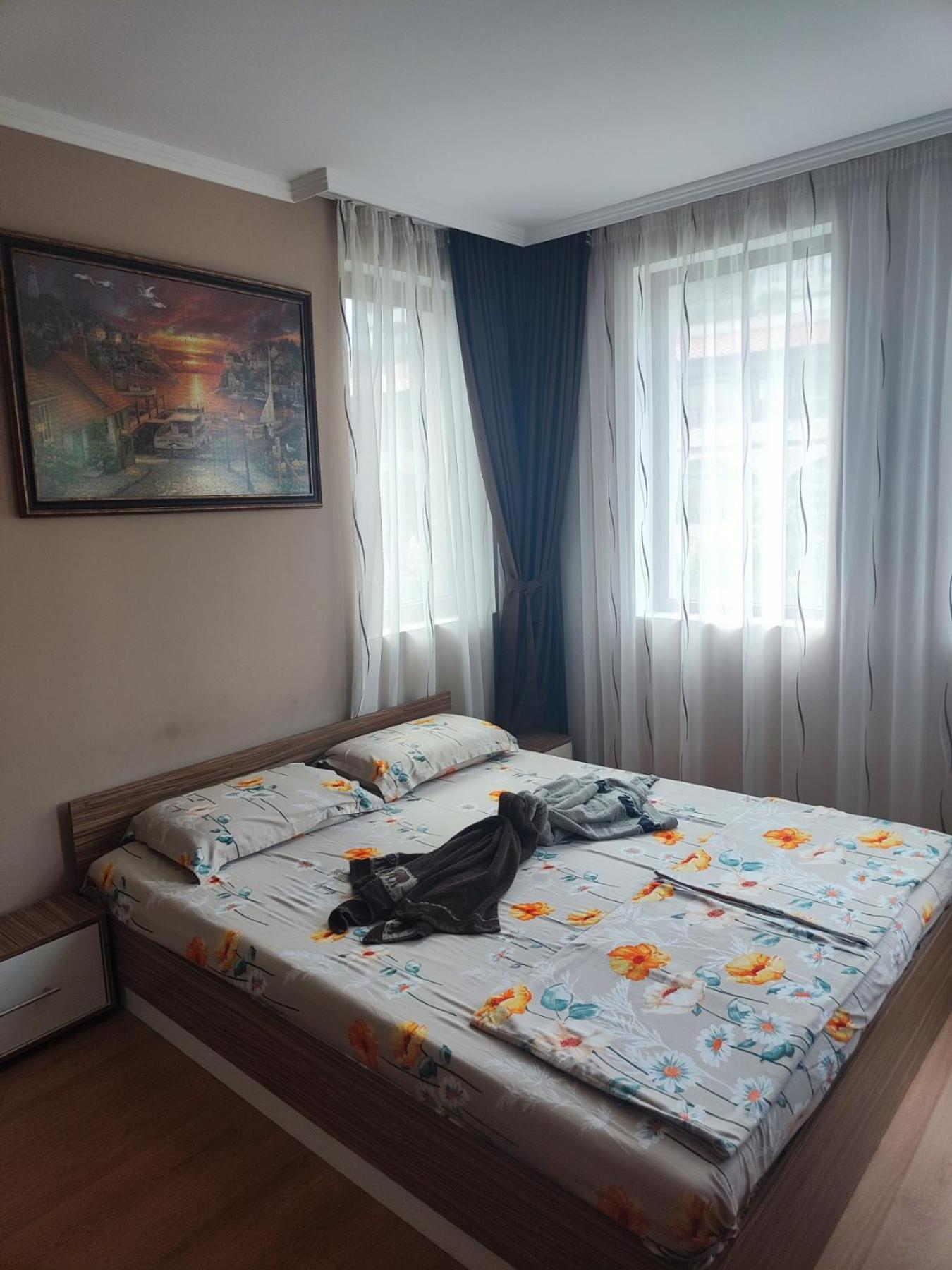 Jacky'S Apartament - Апартамент В Свети Влас Esterno foto