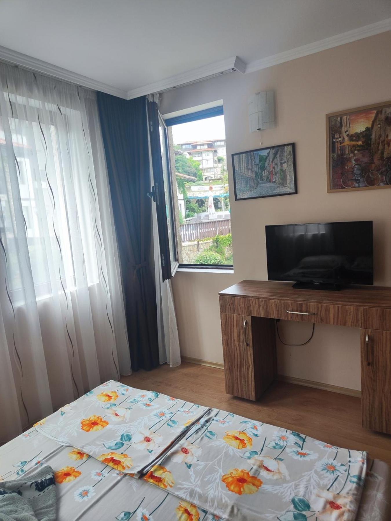 Jacky'S Apartament - Апартамент В Свети Влас Esterno foto