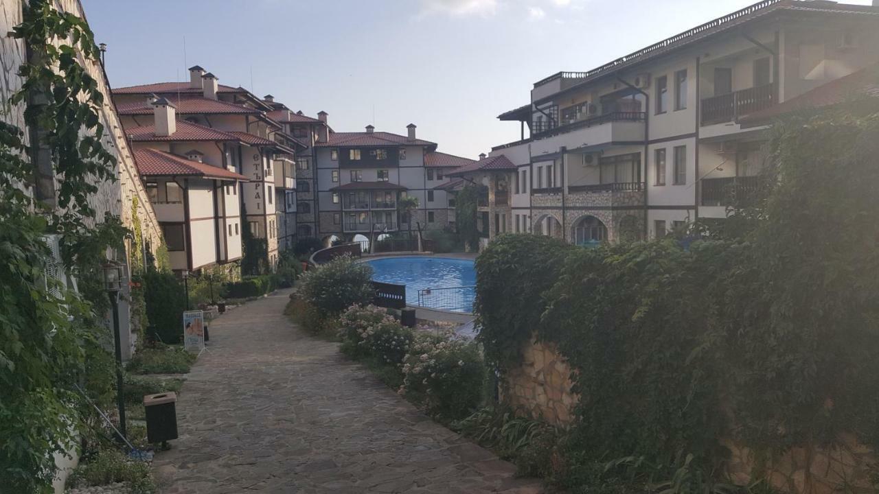 Jacky'S Apartament - Апартамент В Свети Влас Esterno foto