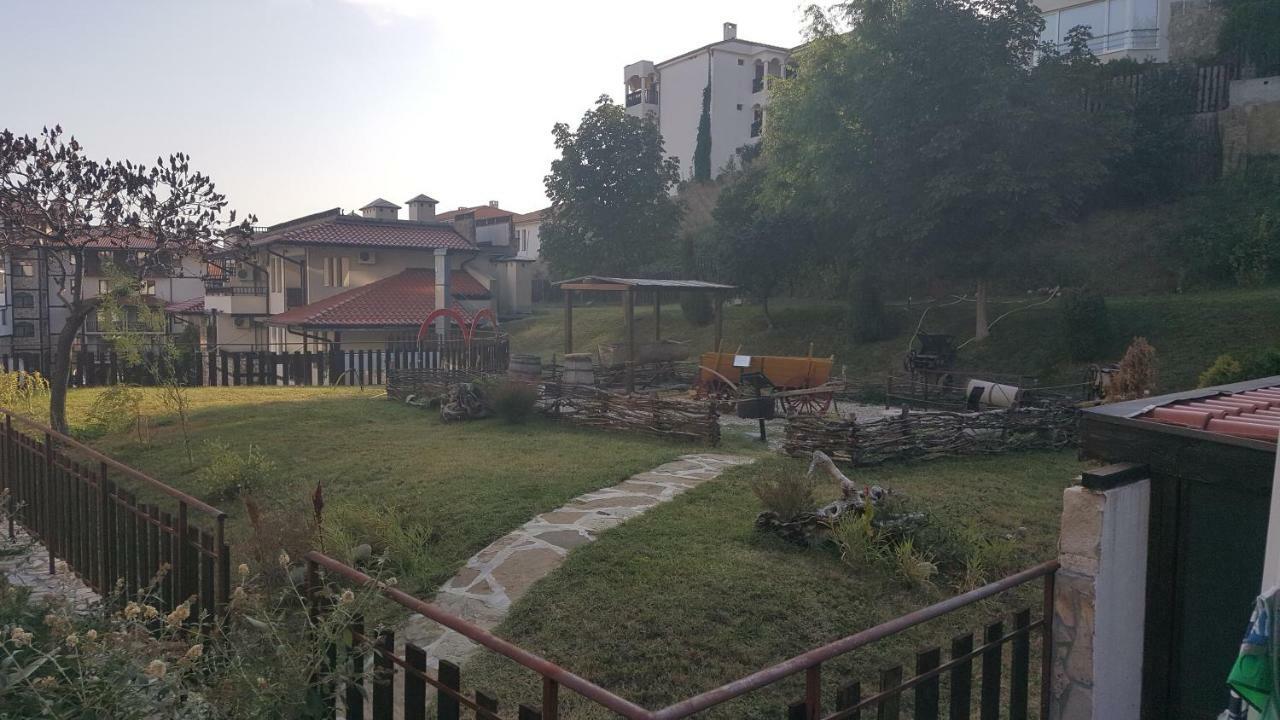 Jacky'S Apartament - Апартамент В Свети Влас Esterno foto