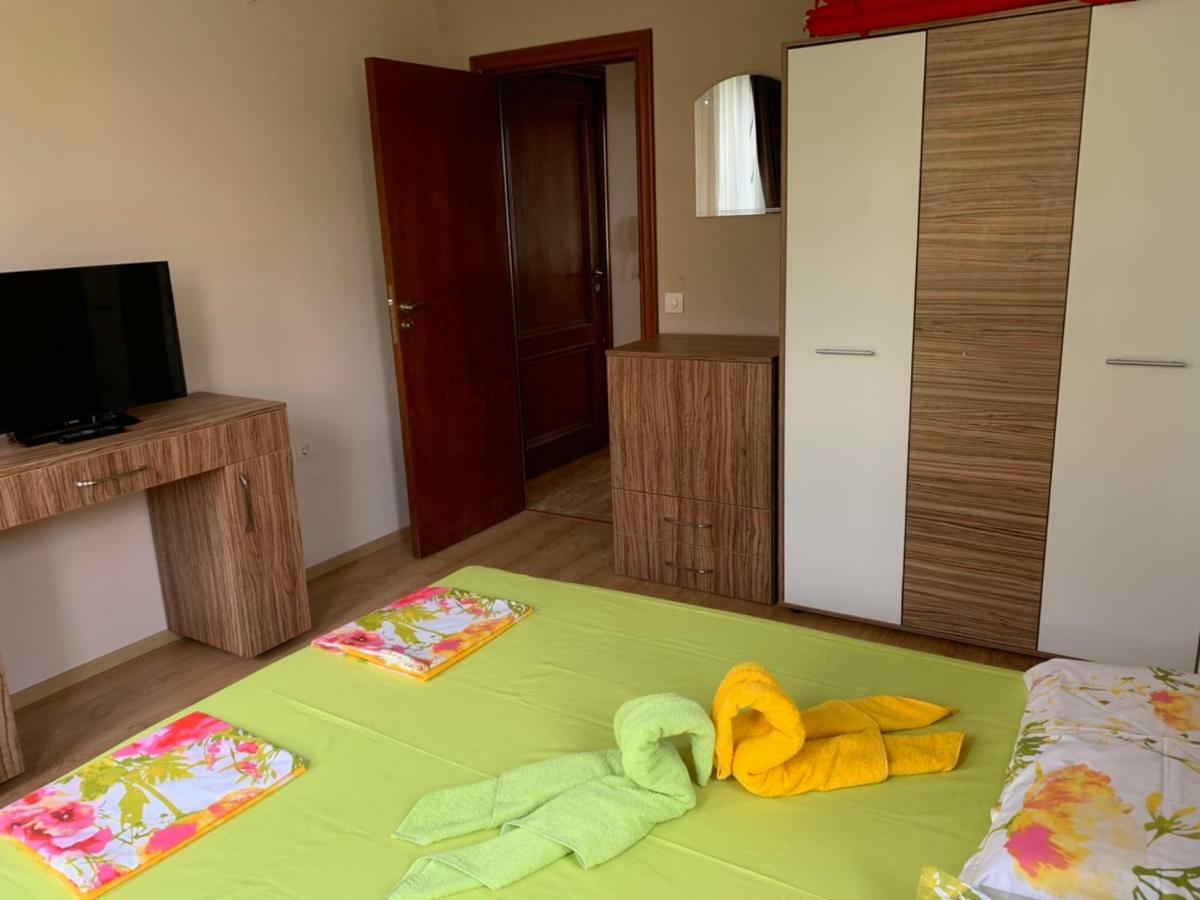 Jacky'S Apartament - Апартамент В Свети Влас Esterno foto
